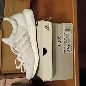 Adidas Ultraboost 1.0